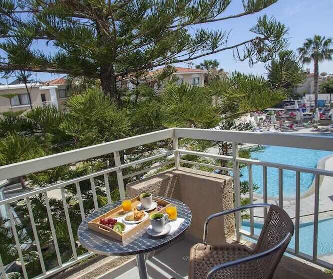Люкс, King Jason Paphos   Designed For Adults By Louis Hotels