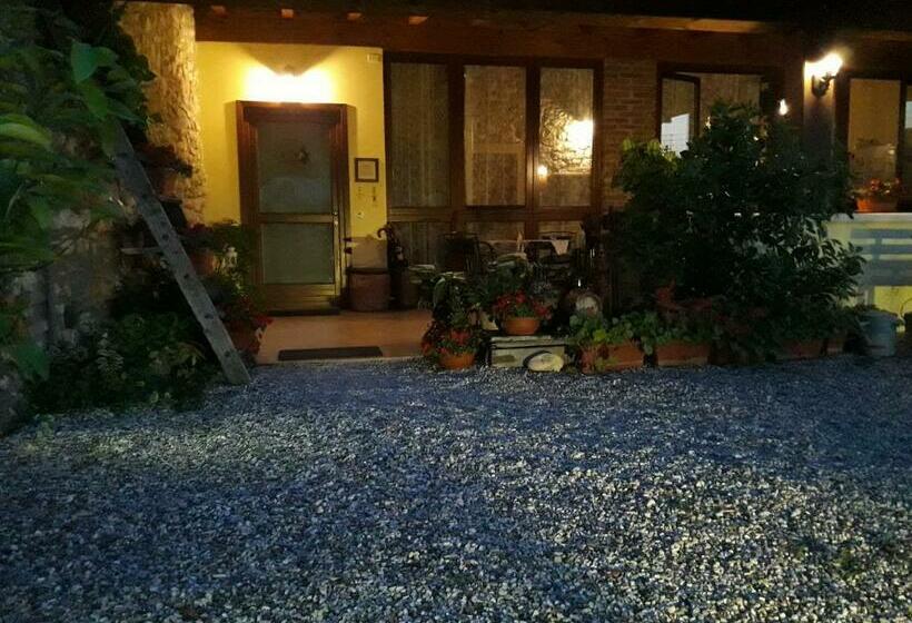 اتاق استاندارد, Agriturismo Corte Galvani