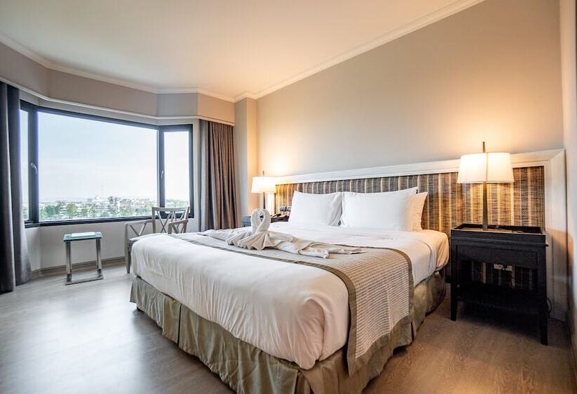 Номер Superior, The Grand Riverside