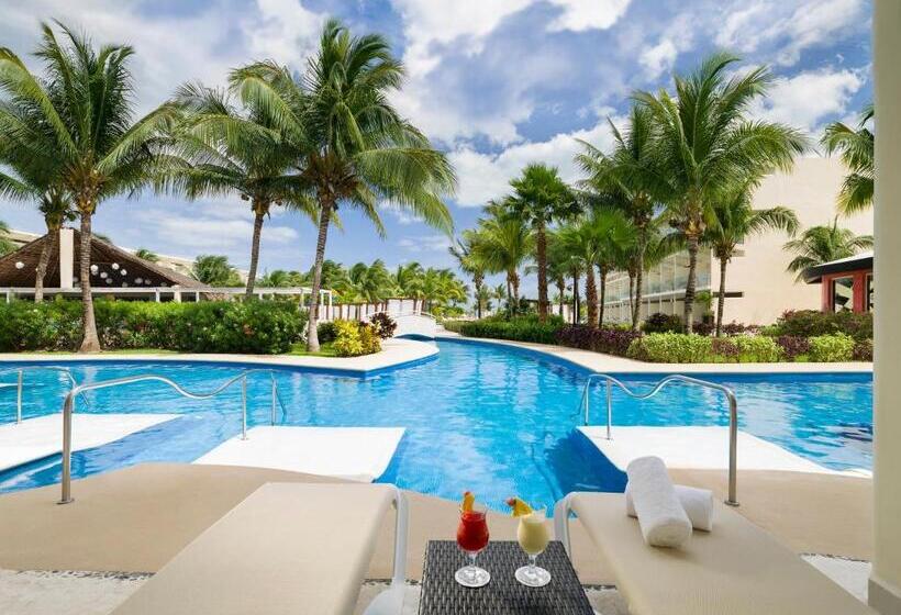 سوئیت جونیور با استخر, Selection Riviera Cancún