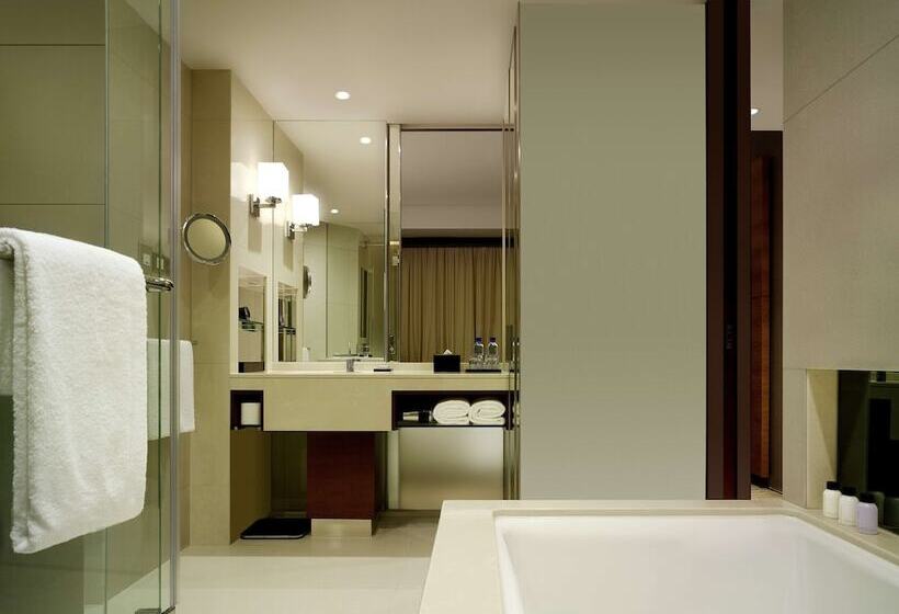 اتاق لوکس, Hyatt Regency Hong Kong, Tsim Sha Tsui