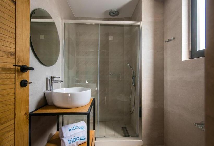 اتاق دوبلکس, Irida Hotel Agia Pelagia