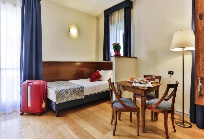 اتاق استاندارد سه نفره, & Residence Torino Centro   Stazione Porta Susa