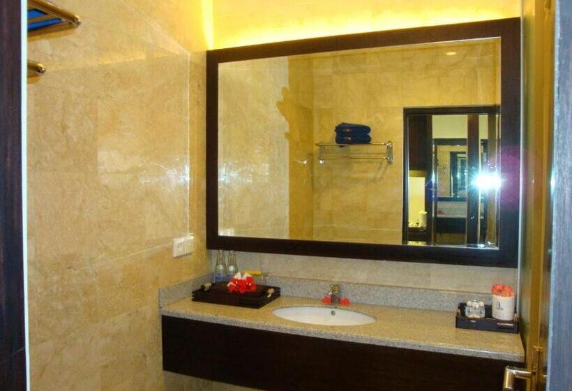 اتاق لوکس, Puri Dewa Bharata Hotel & Villas