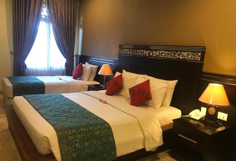 اتاق لوکس, Puri Dewa Bharata Hotel & Villas