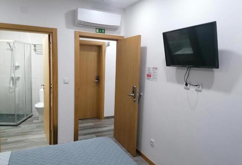 스탠다드 룸, Alojamento Girassol   Guest House   Quarto Com Casa De Banho Privativa