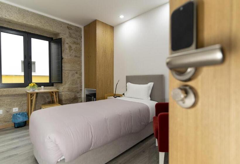 스탠다드 싱글 룸, Alojamento Girassol   Guest House   Quarto Com Casa De Banho Privativa