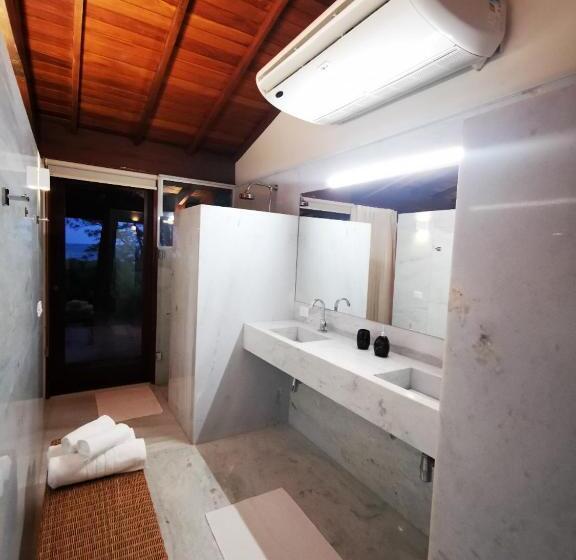 بانگلوی لوکس, Casa Mia Pousada