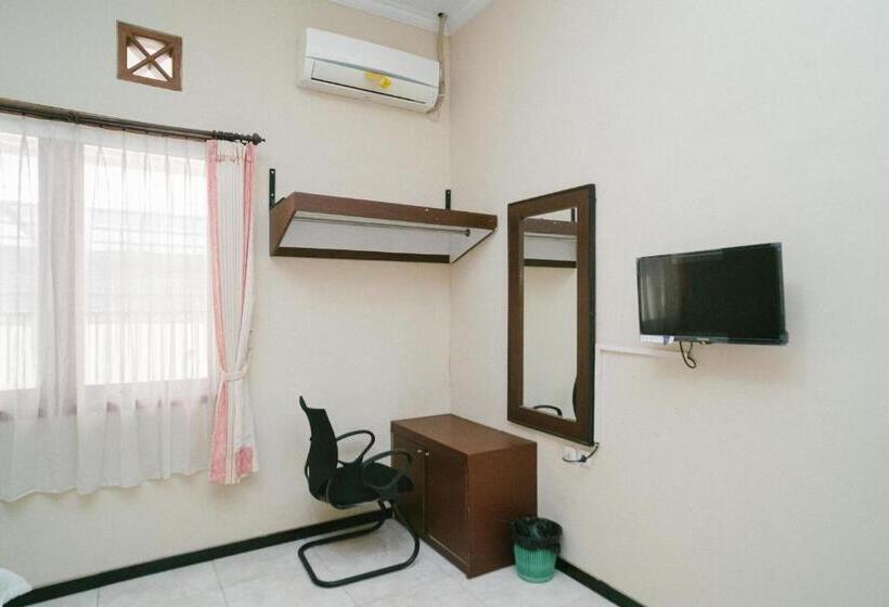 ファミリールーム, Urbanview Hotel Griya Surya Malang By Reddoorz