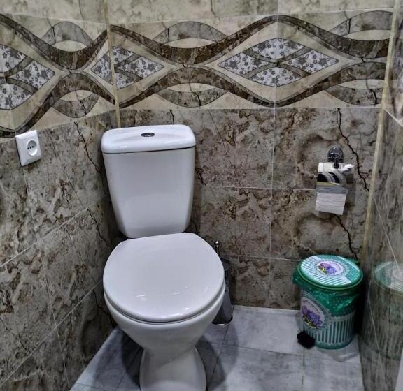 اتاق استاندارد سه تخته با بالکن, My House In Akhaltsikhe