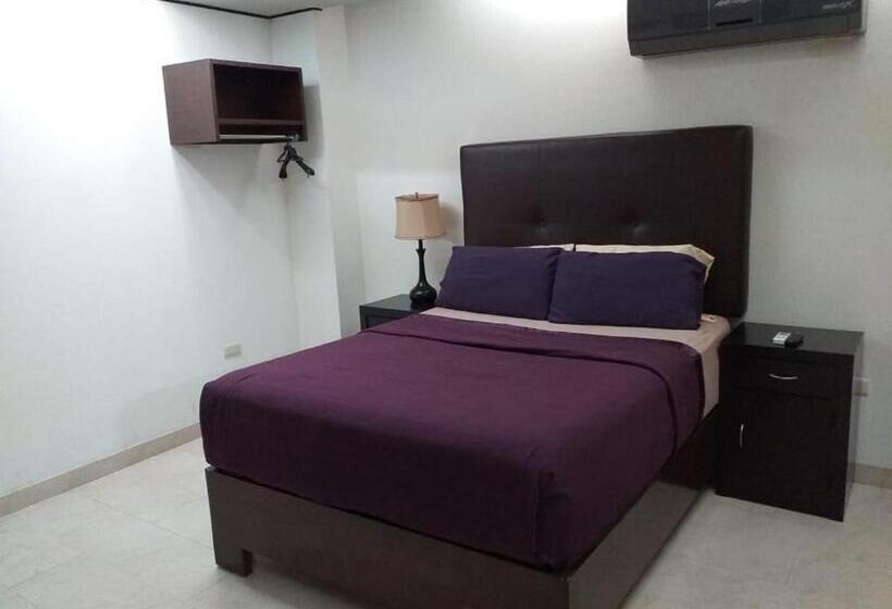 استودیو اجرایی, Premier Hotel Suites