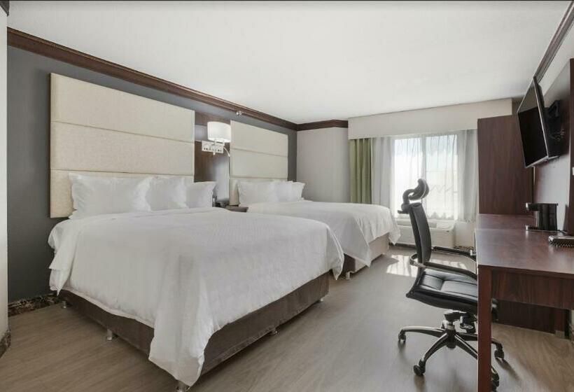 Люкс Superior, The Leo Collection Detroit, Ascend Hotel Collection