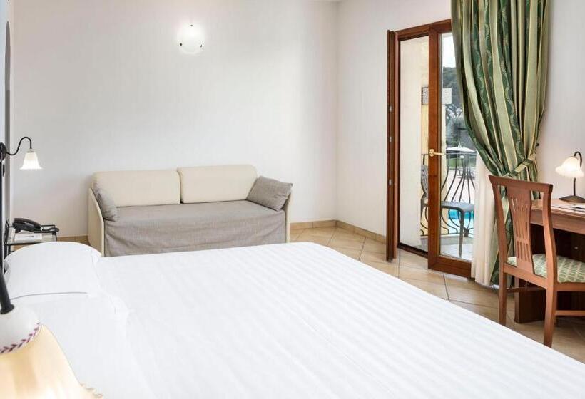 Четырехместный Номер Стандарт, Blu Hotel Morisco