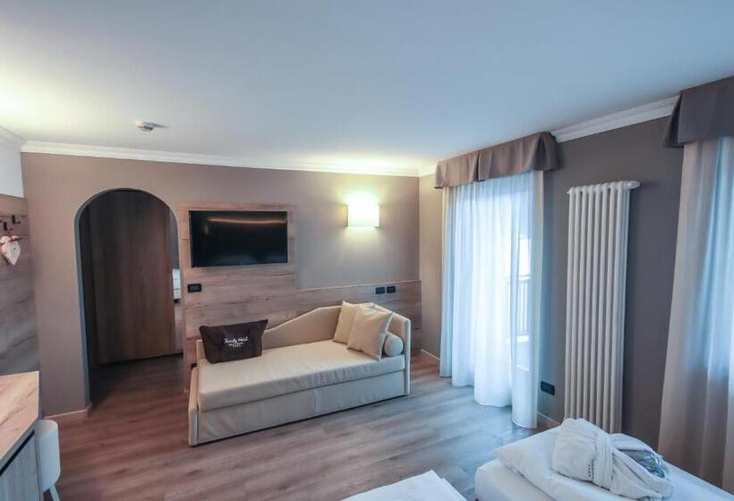اتاق خانوادگی, Family Hotel Gran Baita