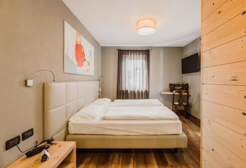 سوییت خانوادگی, Family Hotel Gran Baita