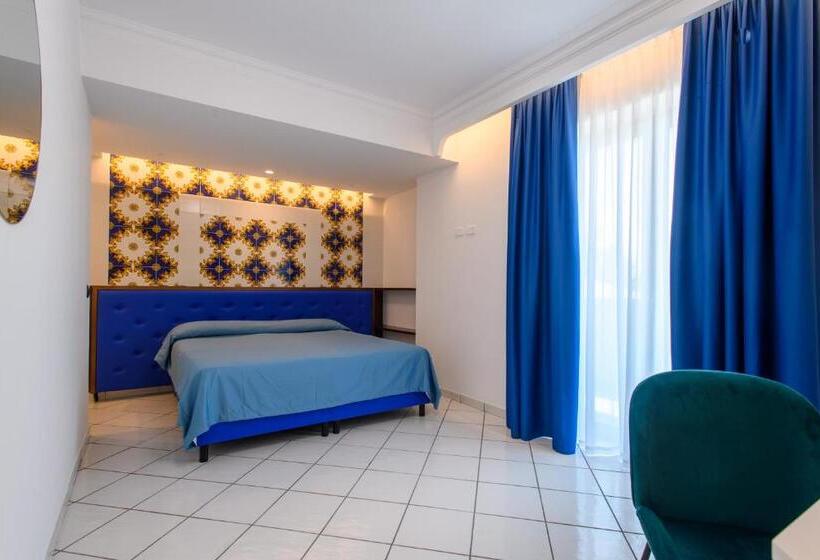 Quarto Estandar Vista Jardim, Ancora