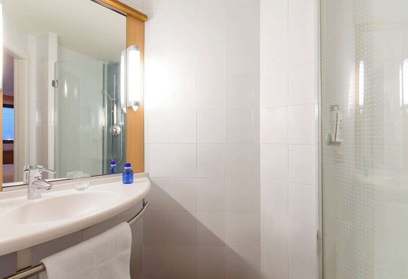 스탠다드 룸, Ibis Bilbao Centro