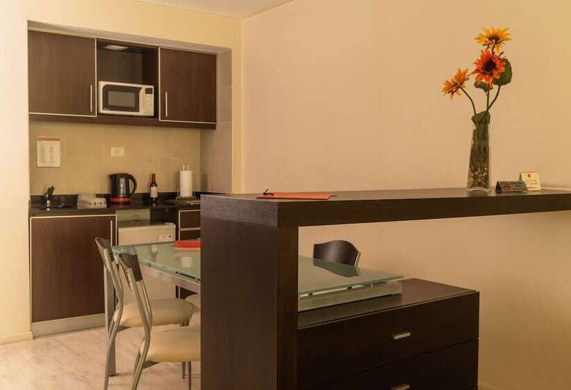 سوییت خانوادگی, Icaro Suites