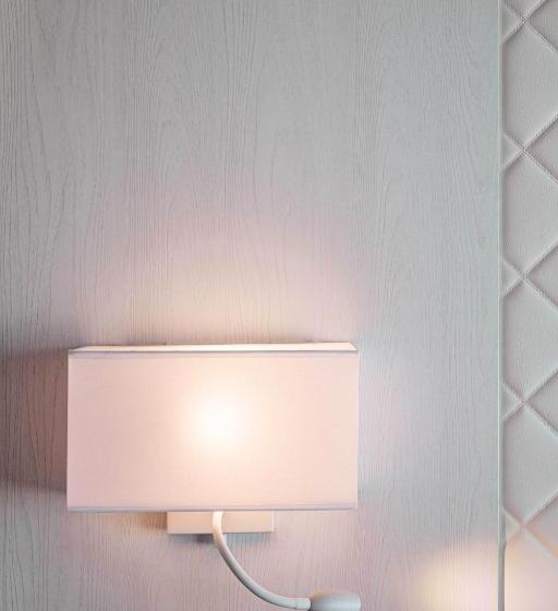 Quarto Triplo Superior, Moresco