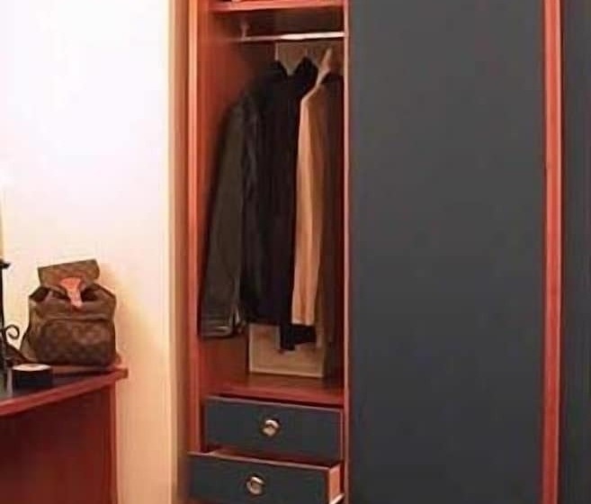Номер Стандарт, B&b Montecarlo