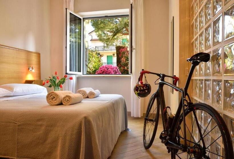 Апартаменты 1 Спальня, Residence Dei Fiori