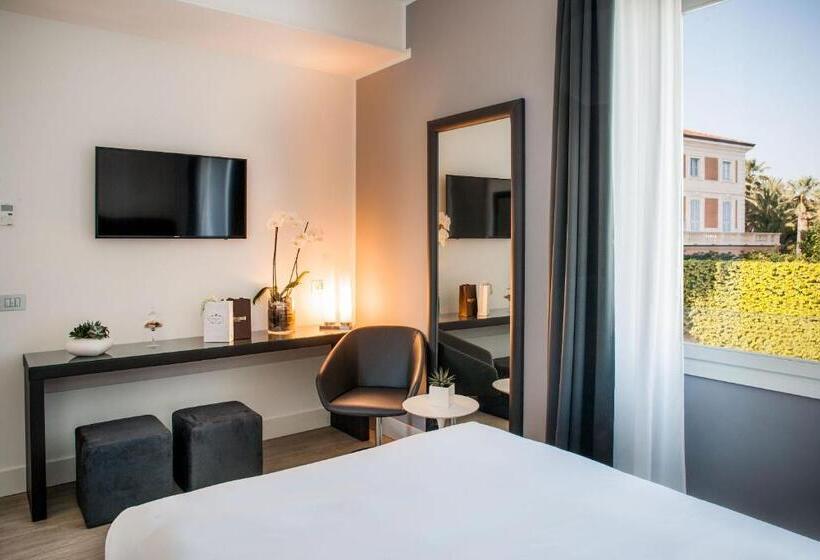 اتاق سوپریور, Sanremo Luxury Suites