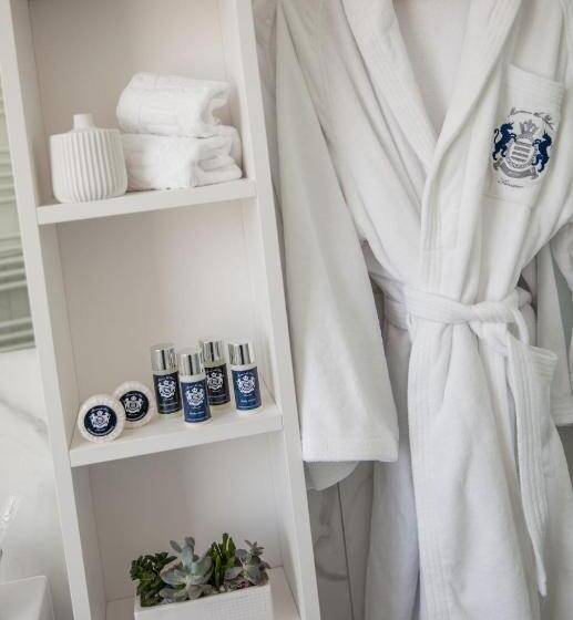 اتاق سوپریور, Sanremo Luxury Suites