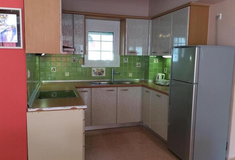 Люкс Deluxe Кровать Кинг, Melissa Gold Coast