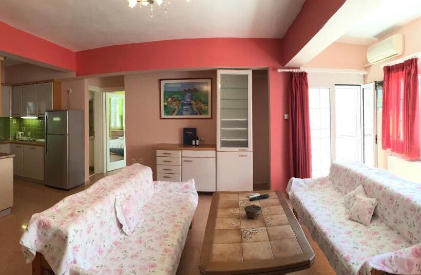 Люкс Deluxe Кровать Кинг, Melissa Gold Coast