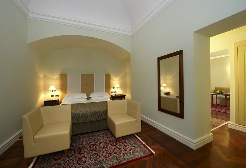 سوییت لوکس, Grand Hotel Piazza Borsa