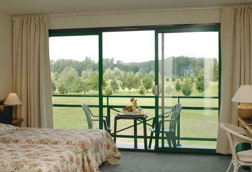 Номер Стандарт Смежный, Golf Hotel Colvert   Room Service Disponible