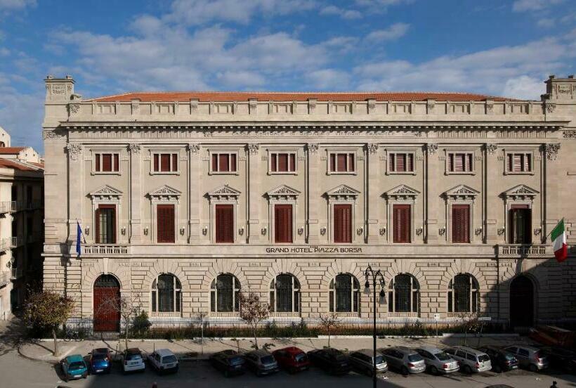اتاق اکونومی, Grand Hotel Piazza Borsa
