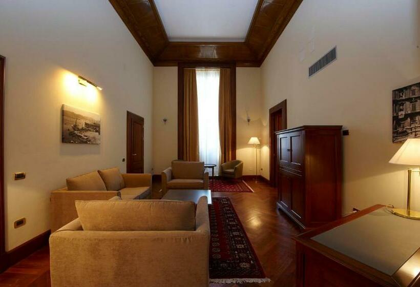سوییت, Grand Hotel Piazza Borsa