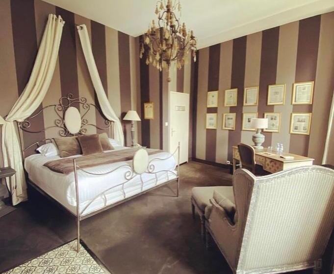 Номер Стандарт, Hôtel Gounod