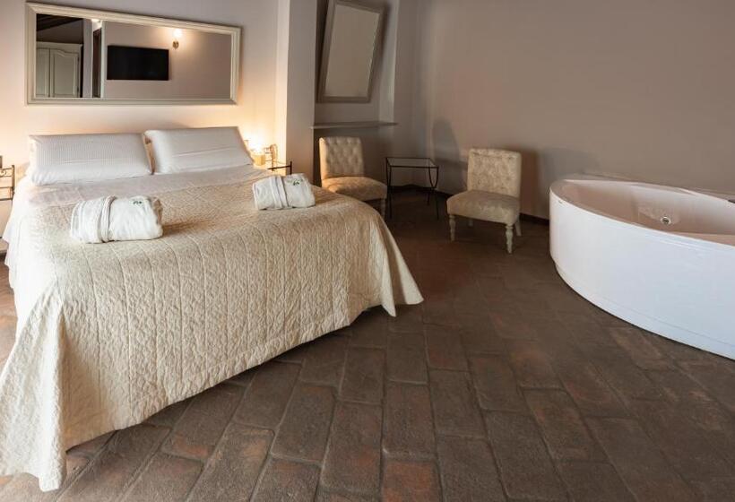 Номер Стандарт с Гидромассажем, Relais Bella Rosina Pool & Spa