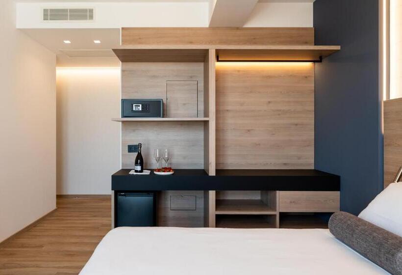 Трехместный Номер Deluxe Вид на Море, Sporting Riccione