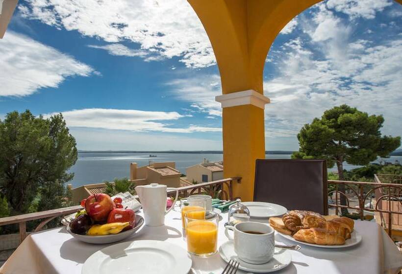 ویلای 3 خوابه, Aparthotel Ona Aucanada