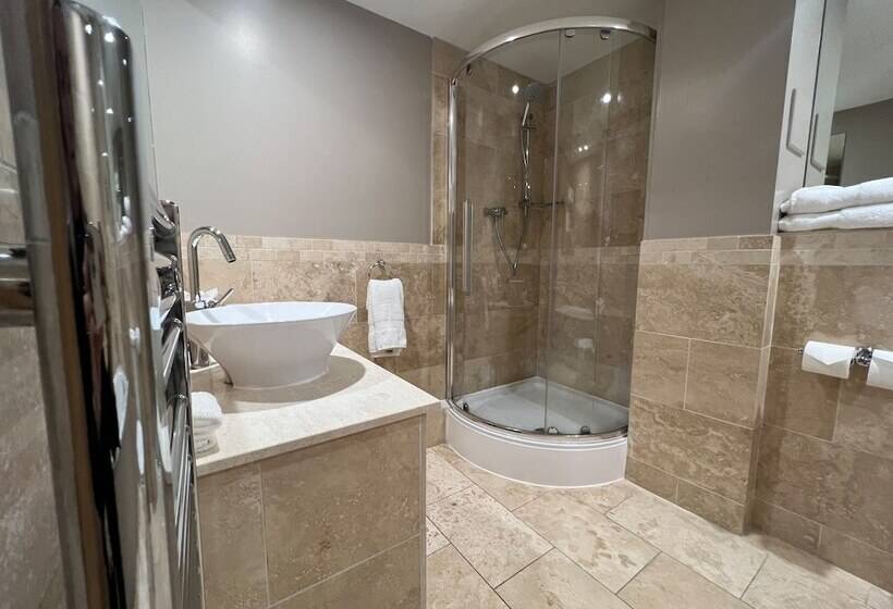 Семейный Номер, Doubletree By Hilton  Milton Keynes