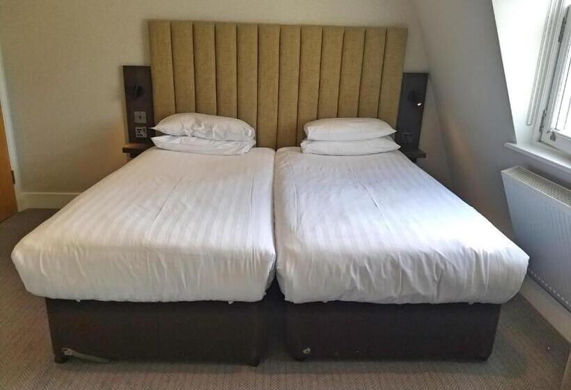 Трехместный Номер Deluxe, Garden Court