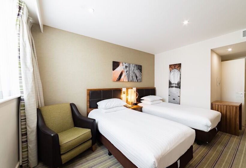 اتاق استاندارد, Voco Winchester Hotel & Spa, An Ihg Hotel