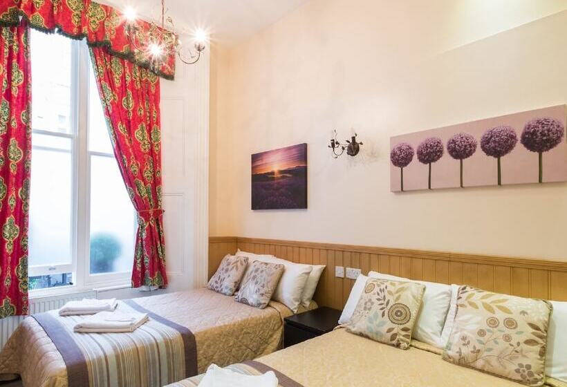 Семейный Номер, Notting Hill Gate