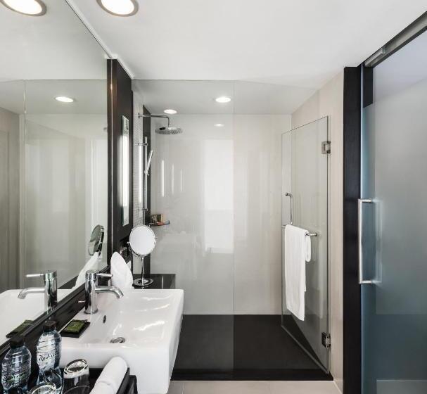 اتاق سوپریور, Radisson Suites Bangkok Sukhumvit