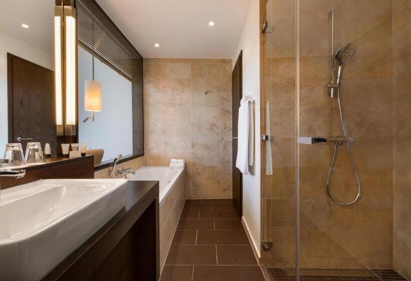 Номер Deluxe, Infinity Hotel & Conference Resort Munich