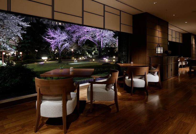 Люкс Клуб, Grand Prince Hotel Takanawa
