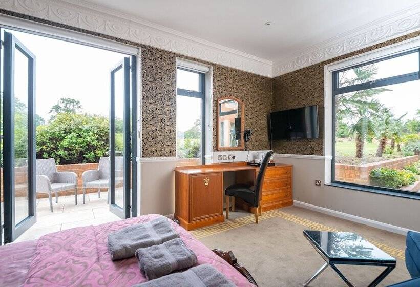 Номер Стандарт, Guildford Manor Hotel & Spa