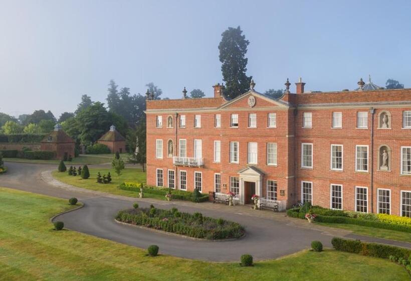 Номер Стандарт, Four Seasons Hotel Hampshire