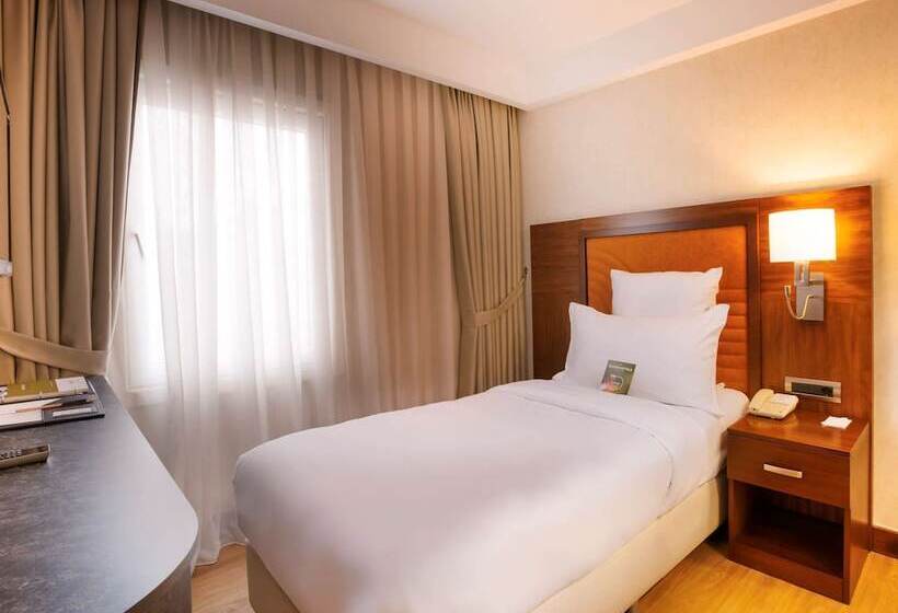 اتاق لوکس با چشم‌انداز شهر, Mercure Istanbul Bakirkoy