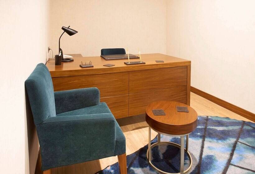 سوییت جونیور, Mercure Istanbul Bakirkoy