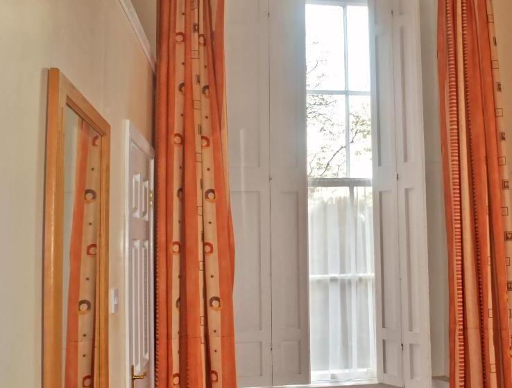 标准单人间, Morehampton Townhouse