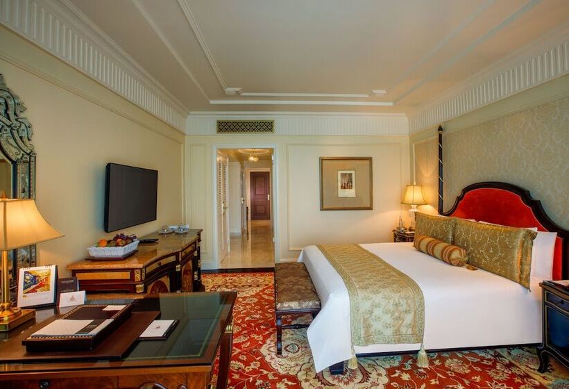 سوییت اجرایی, The Leela Palace New Delhi